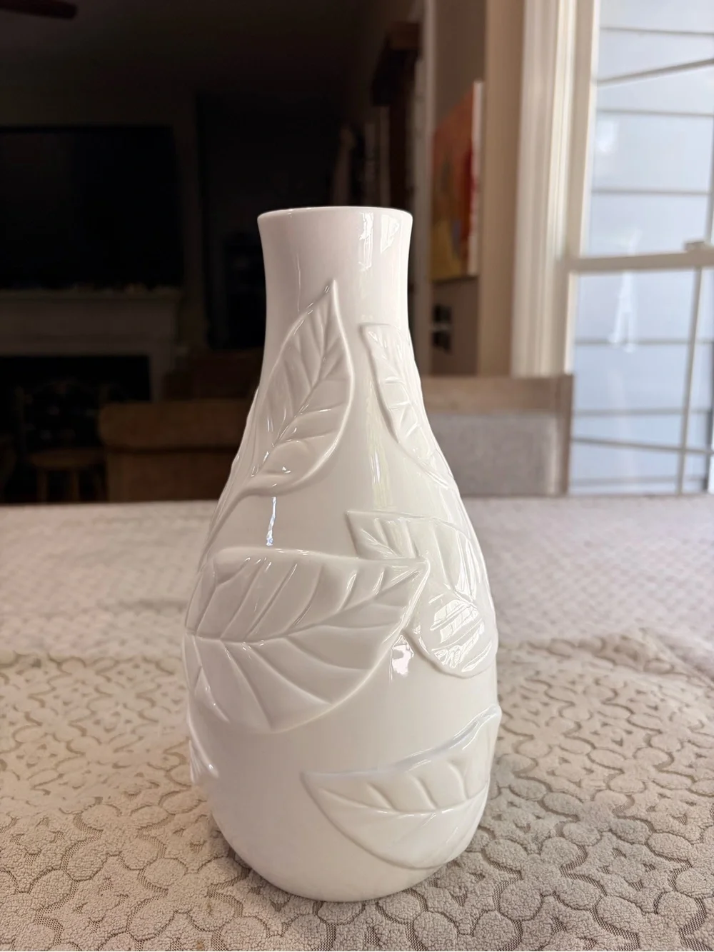 Louis Comfort Tiffany & Co. Cream White Gloss Leaf  Collection Bone China Vase